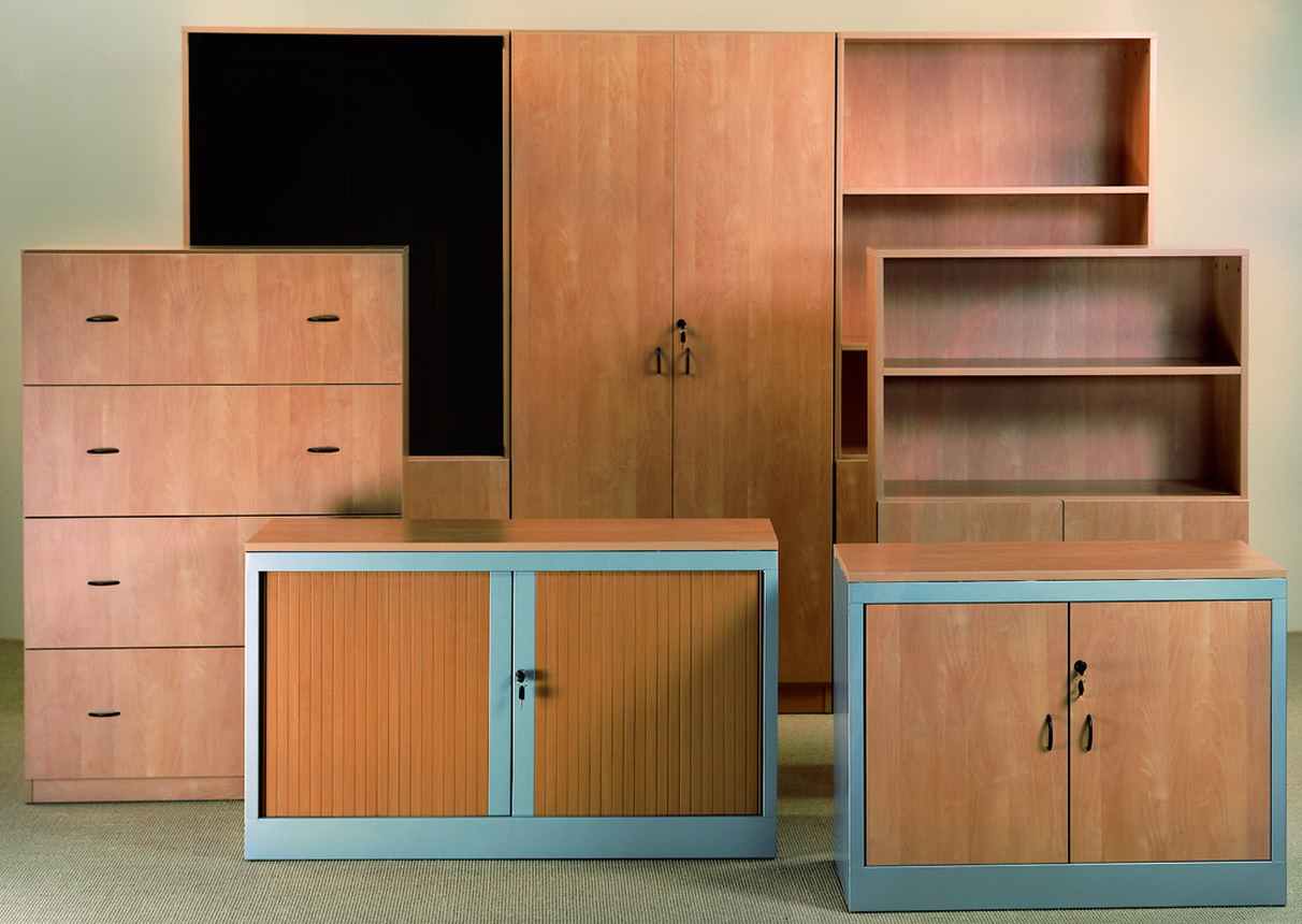 armarios de oficina madrid con puertas de persiana